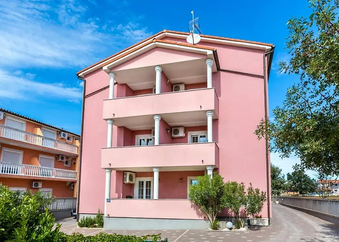 Apartmani Diana